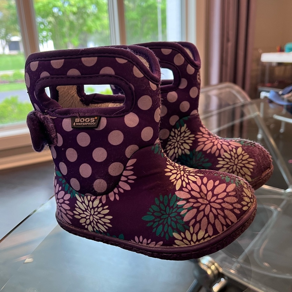 Toddler Bogs Waterproof Boots, purple size 7